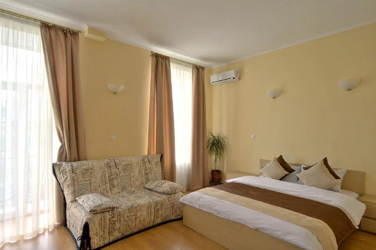 Heart Kyiv Apart-Hotel contacts